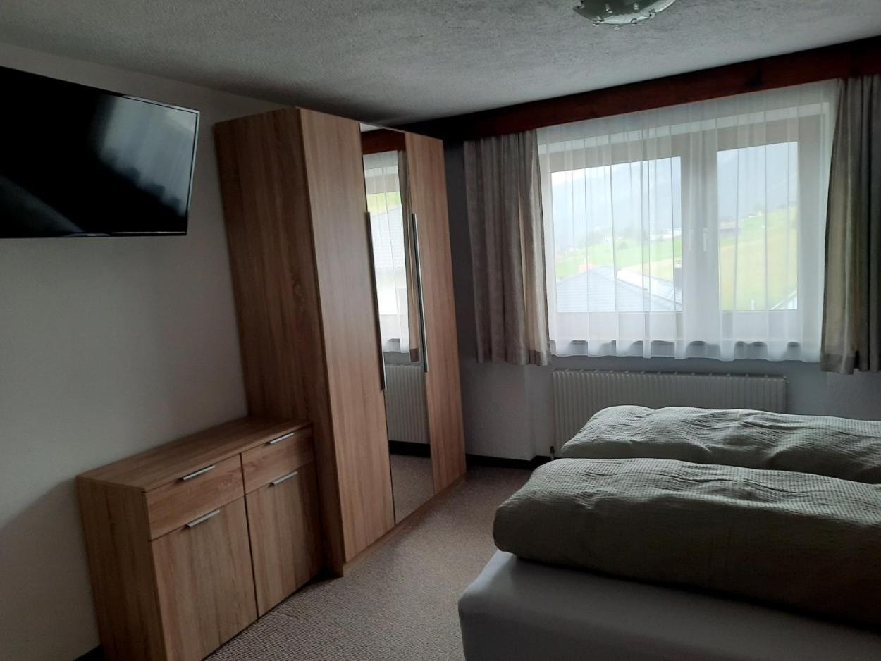 Appartement Haus Renate à Lermoos Extérieur photo